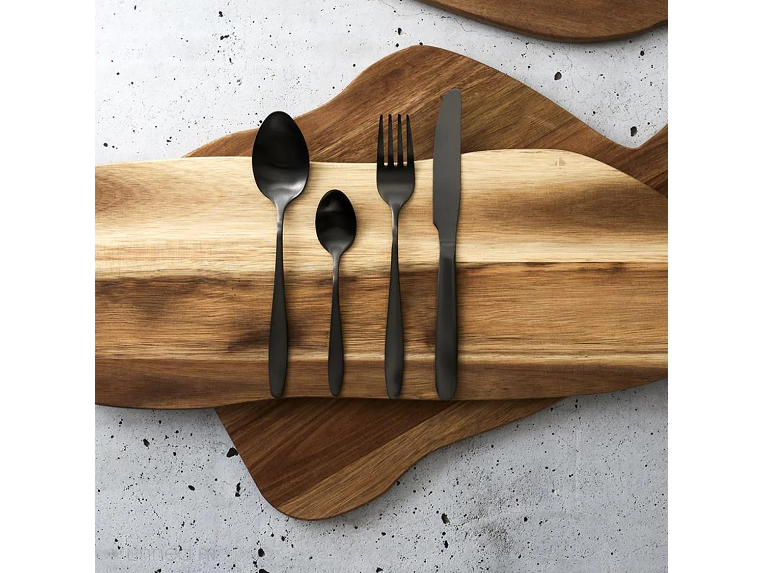 Ménagère 16 couverts BLAKO noir