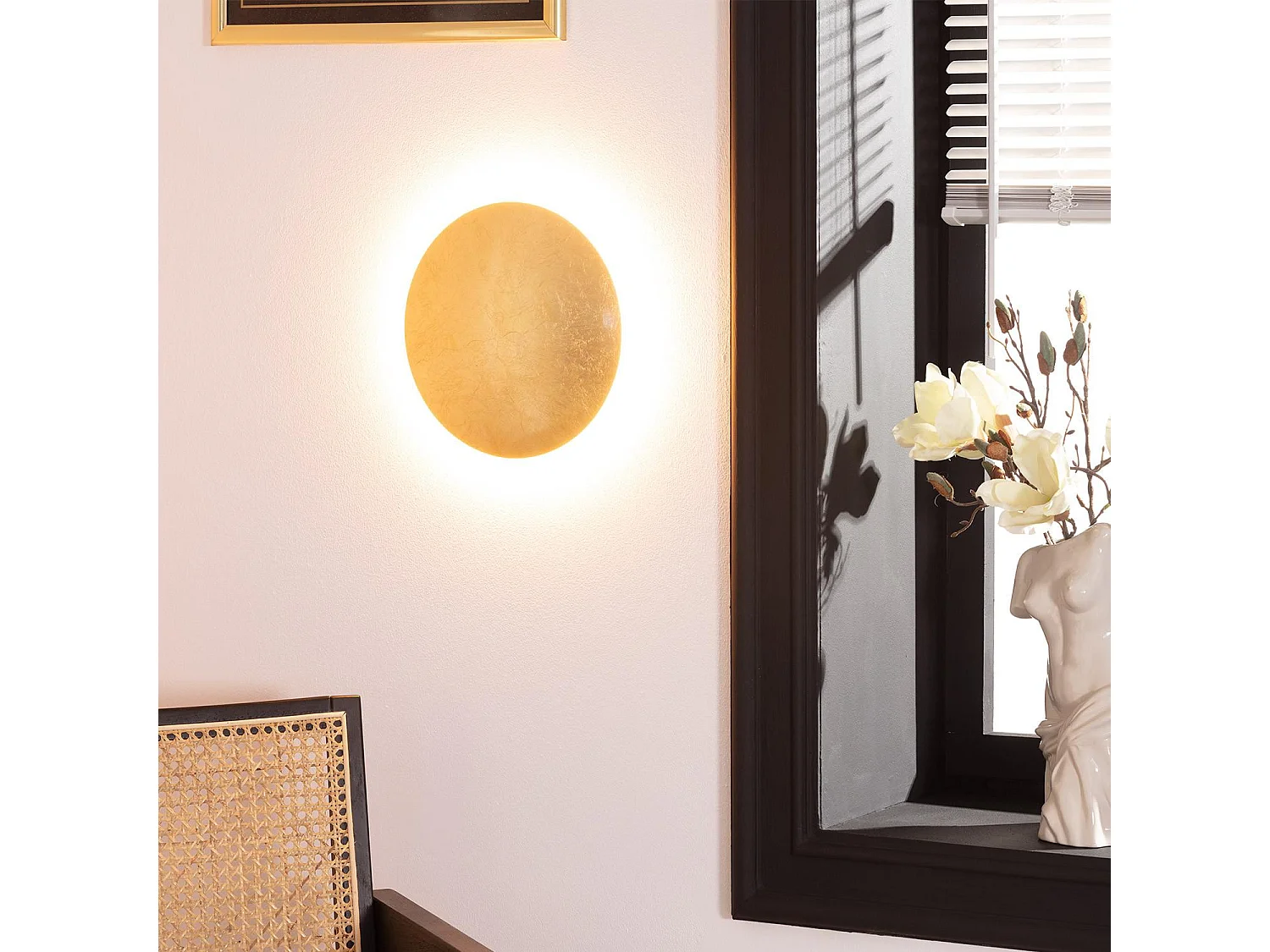 Applique Murale LED Aluminium Iris 18W Dorée 3000K Blanc chaud