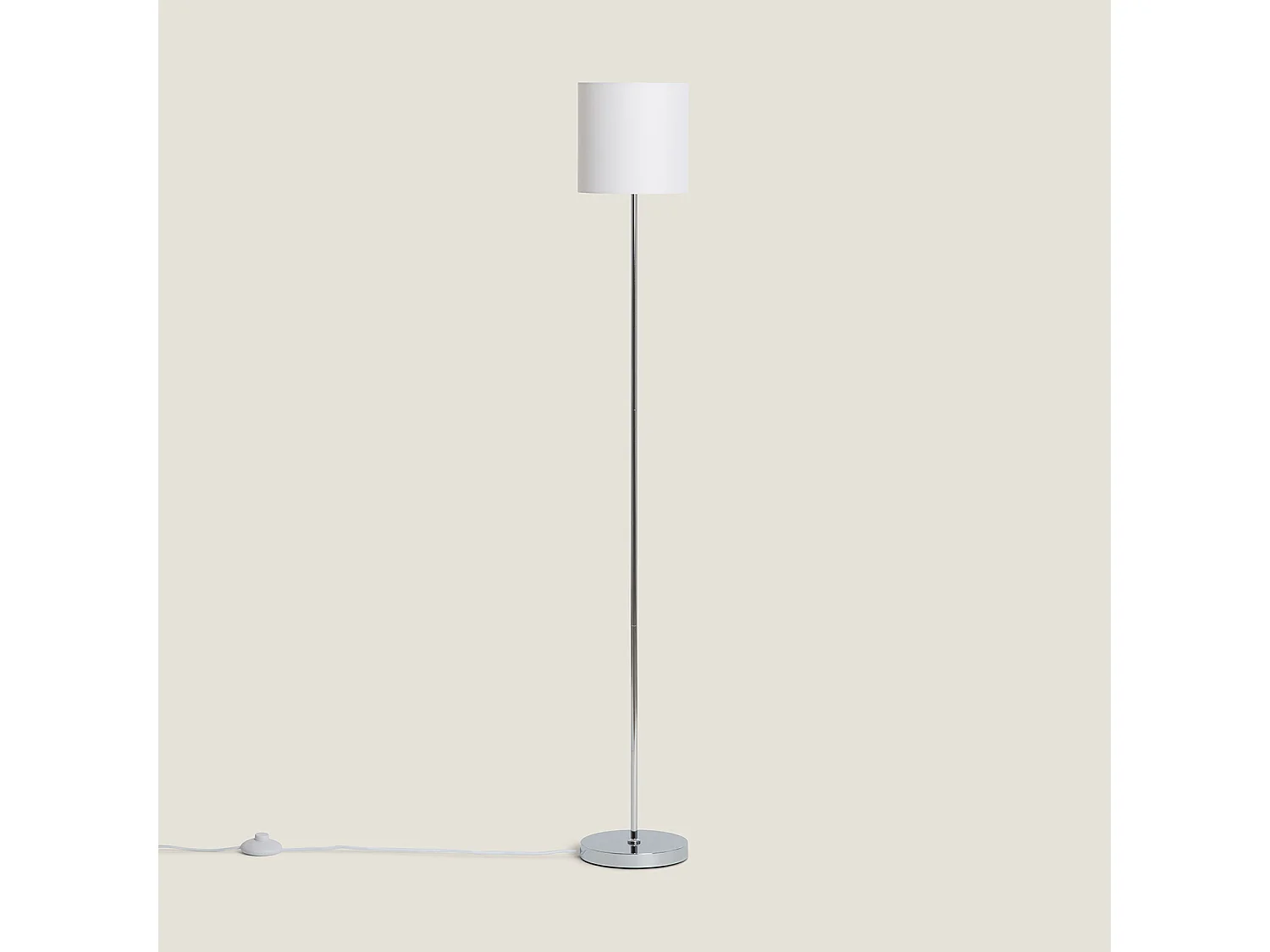 Lampada da Terra Metallo e Tessuto Pangiri Bianco