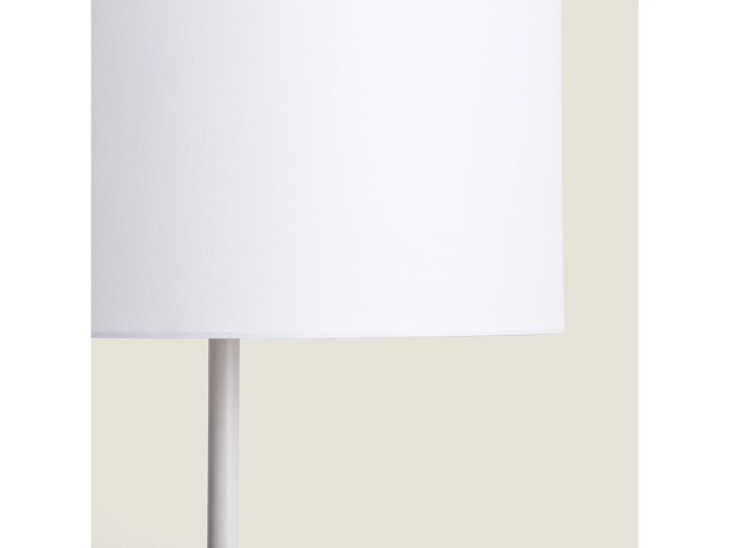 Lámpara de Pie de Metal y Madera Wifi con Regulador Silinda Blanco
