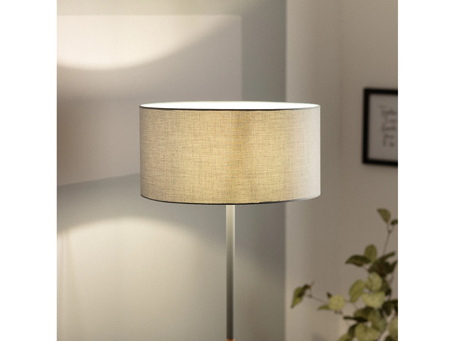 Lámpara de Pie Silinda