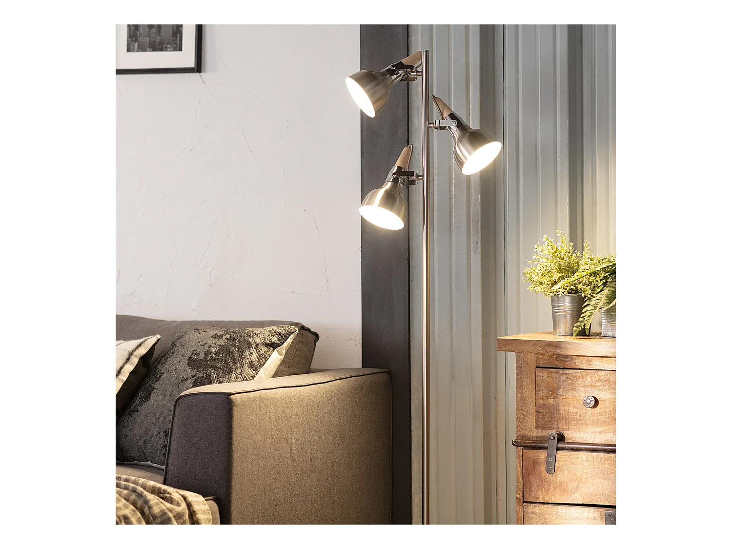 Lámpara de Pie de Metal 3 Focos Plata Emer Plateado