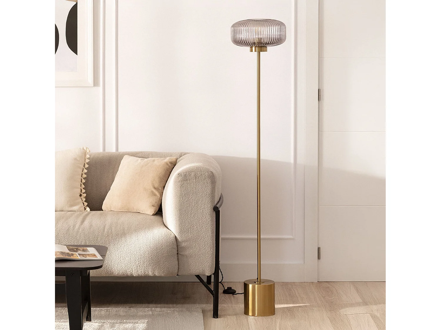 Lámpara de Pie Metal y Cristal Windsor Dorado