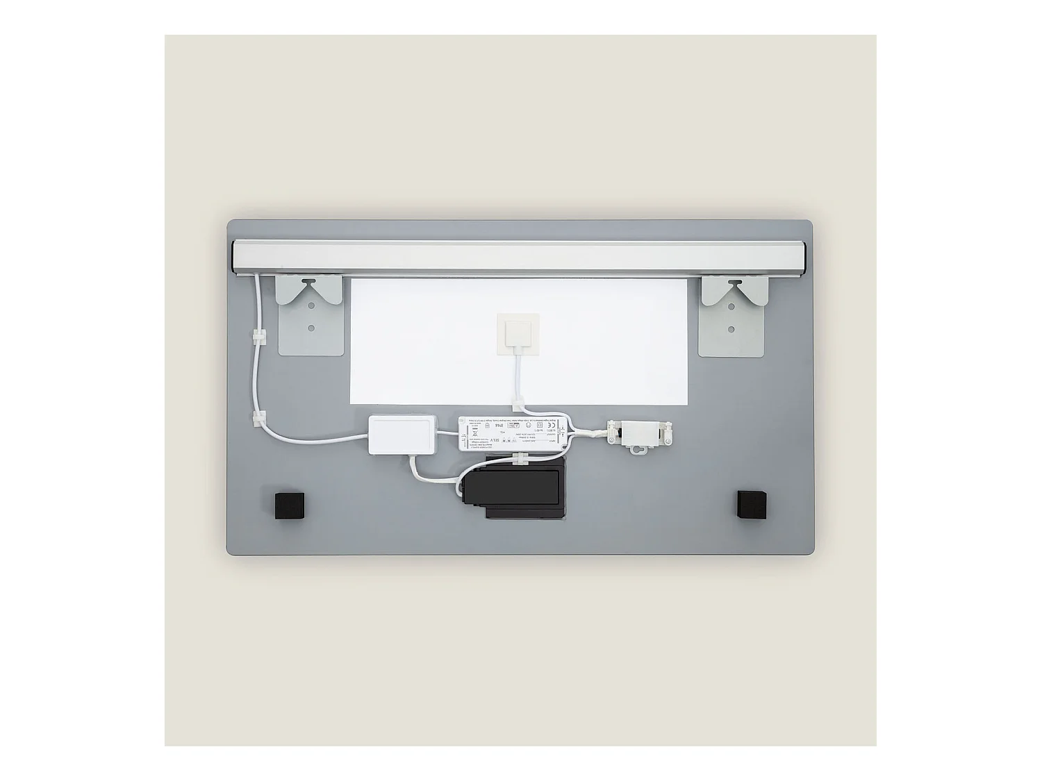 Specchio da Bagno con Luce LED e Antiappannamento 40x70 cm Benagil Selezionabile (Caldo-Naturale-Freddo)