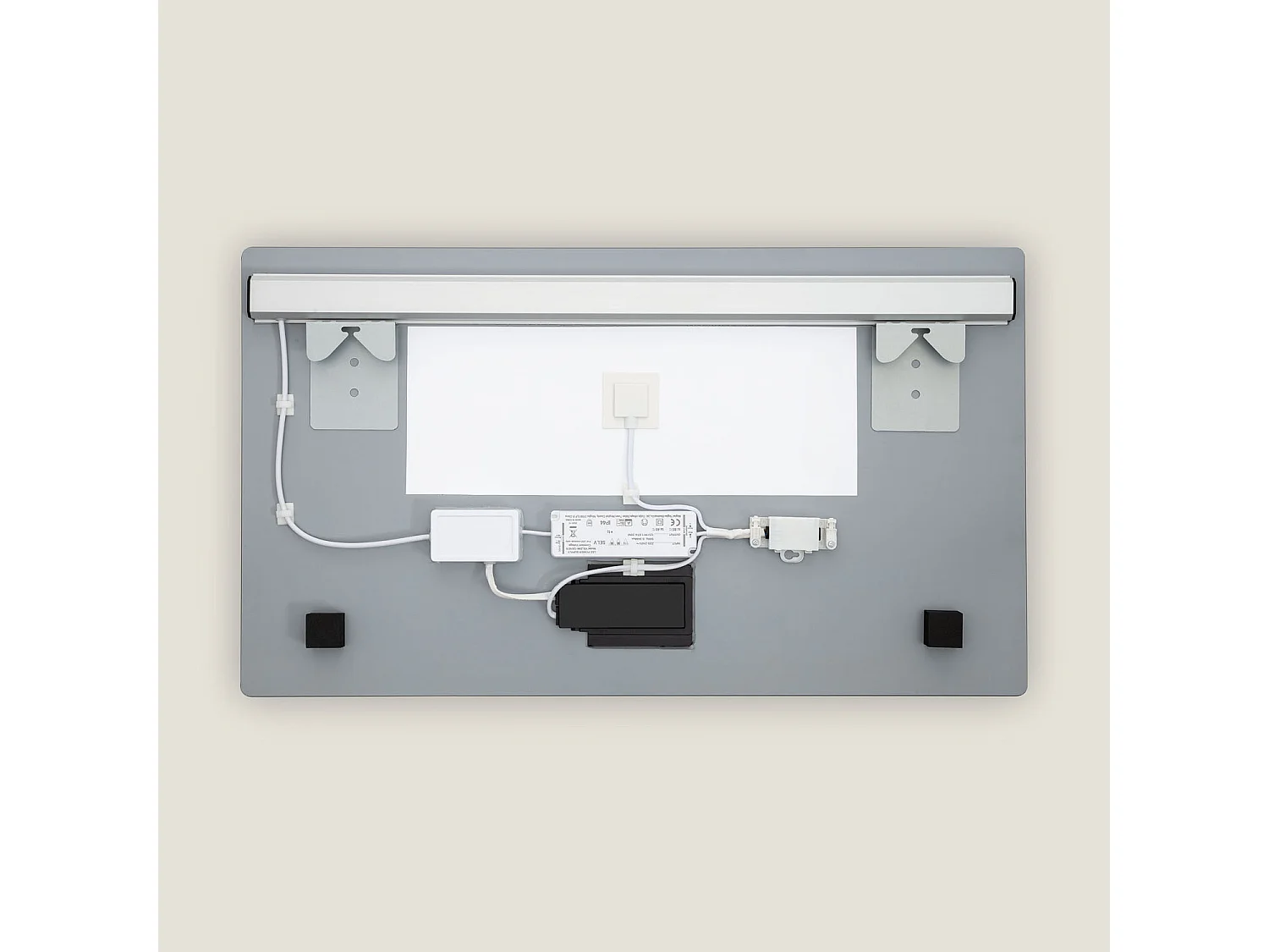 Miroir Salle de Bain avec Éclairage LED Anti-buée Benagil 40x70cm Sélectionnable (chaud-neutre-froid)