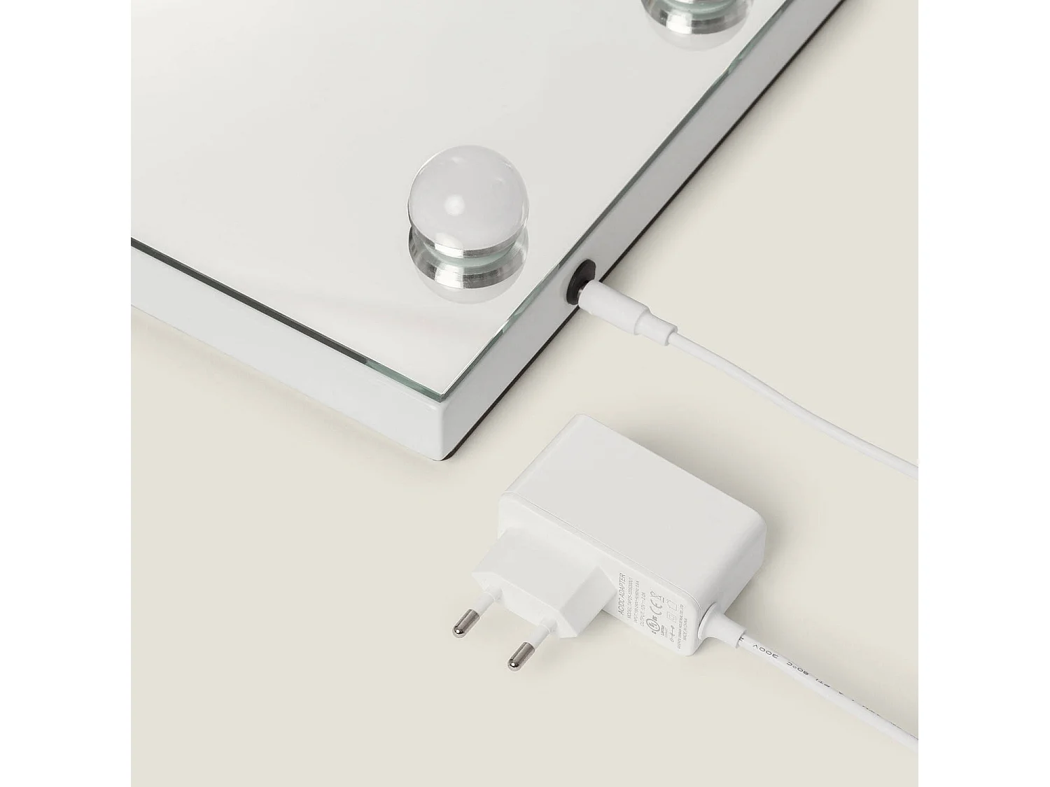 Miroir Salle de Bain avec Éclairage LED Essauira 70x50cm Sélectionnable (chaud-neutre-froid)