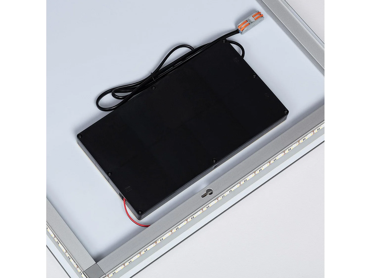 Miroir Salle de Bain avec Éclairage LED Medium Mason 78x58cm  6000K Blanc froid