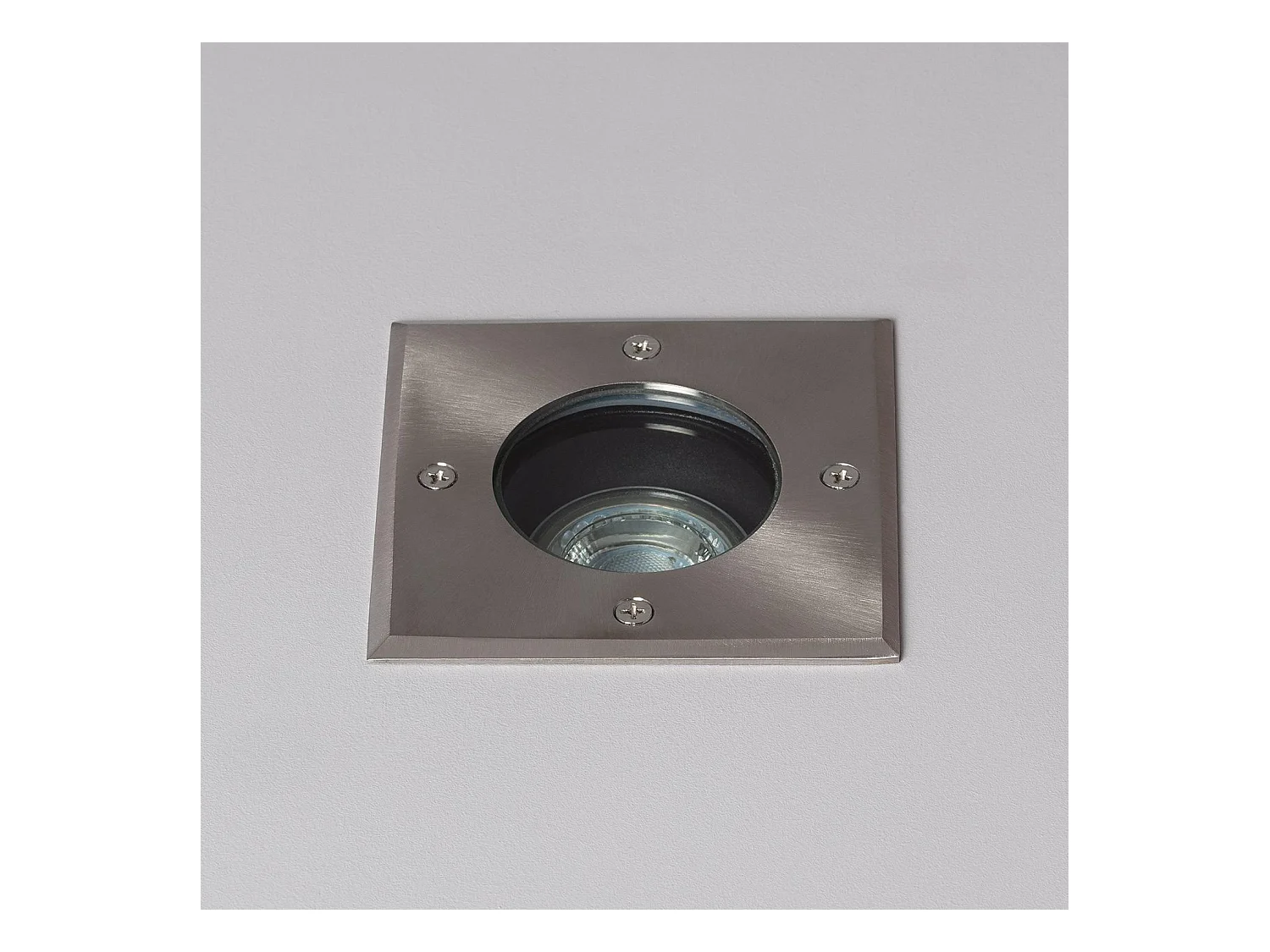 Segnapasso Quadrato Incasso a Terra per GU10 Inox Argento