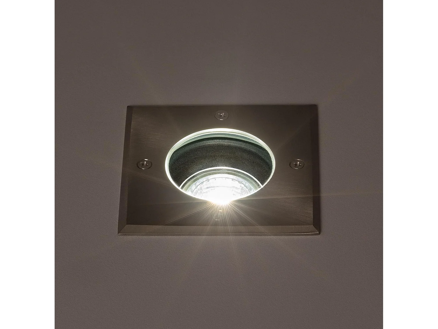 Segnapasso Quadrato Incasso a Terra per GU10 Inox Argento