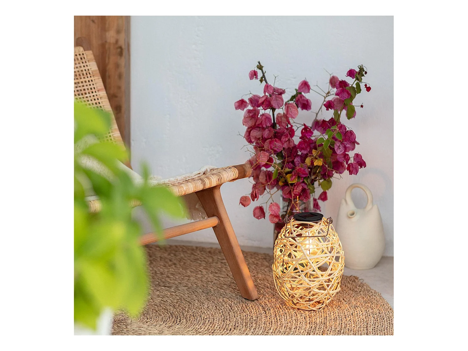 Lampada da Tavolo LED Solare per Esterno in Rattan Baihar Naturale