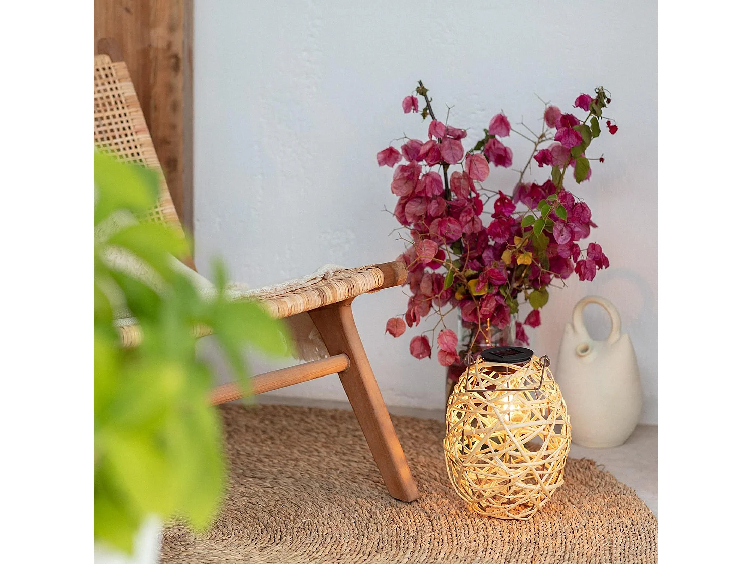 Lampada da Tavolo LED Solare per Esterno in Rattan Baihar Naturale