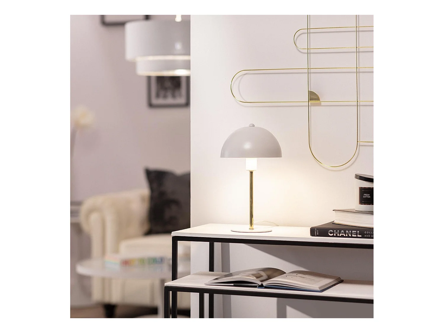 Lámpara de Mesa de Metal Wavuli Blanco