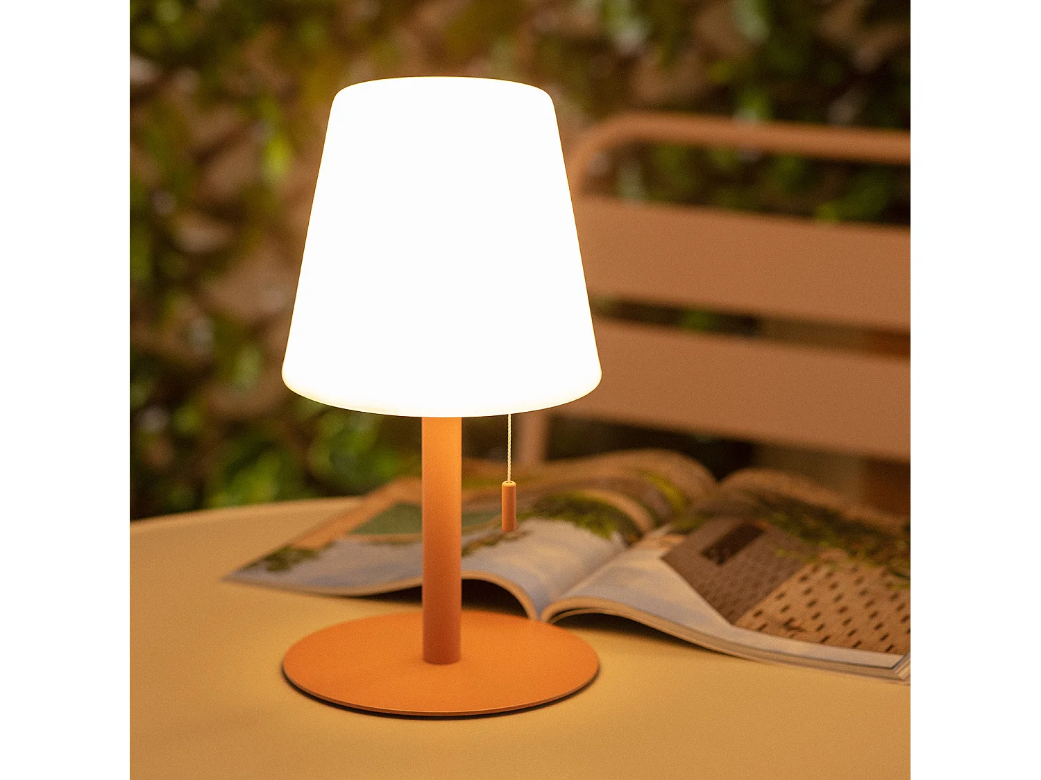 Lámpara de Mesa LED Portátil para Exterior Aluminio con Batería Recargable Epinay Melocotón