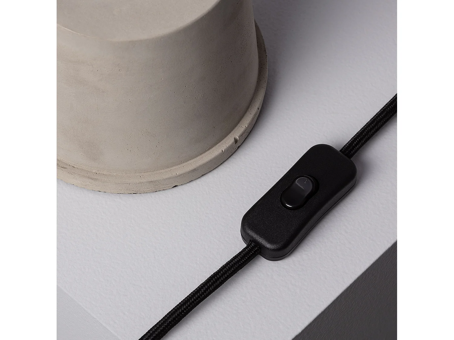 Lampe à Poser Ciment Ray Gris Béton