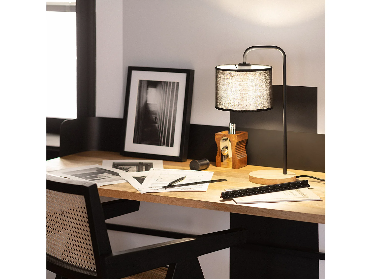 Lampe à Poser Bois et Tissu Diyara Blanc