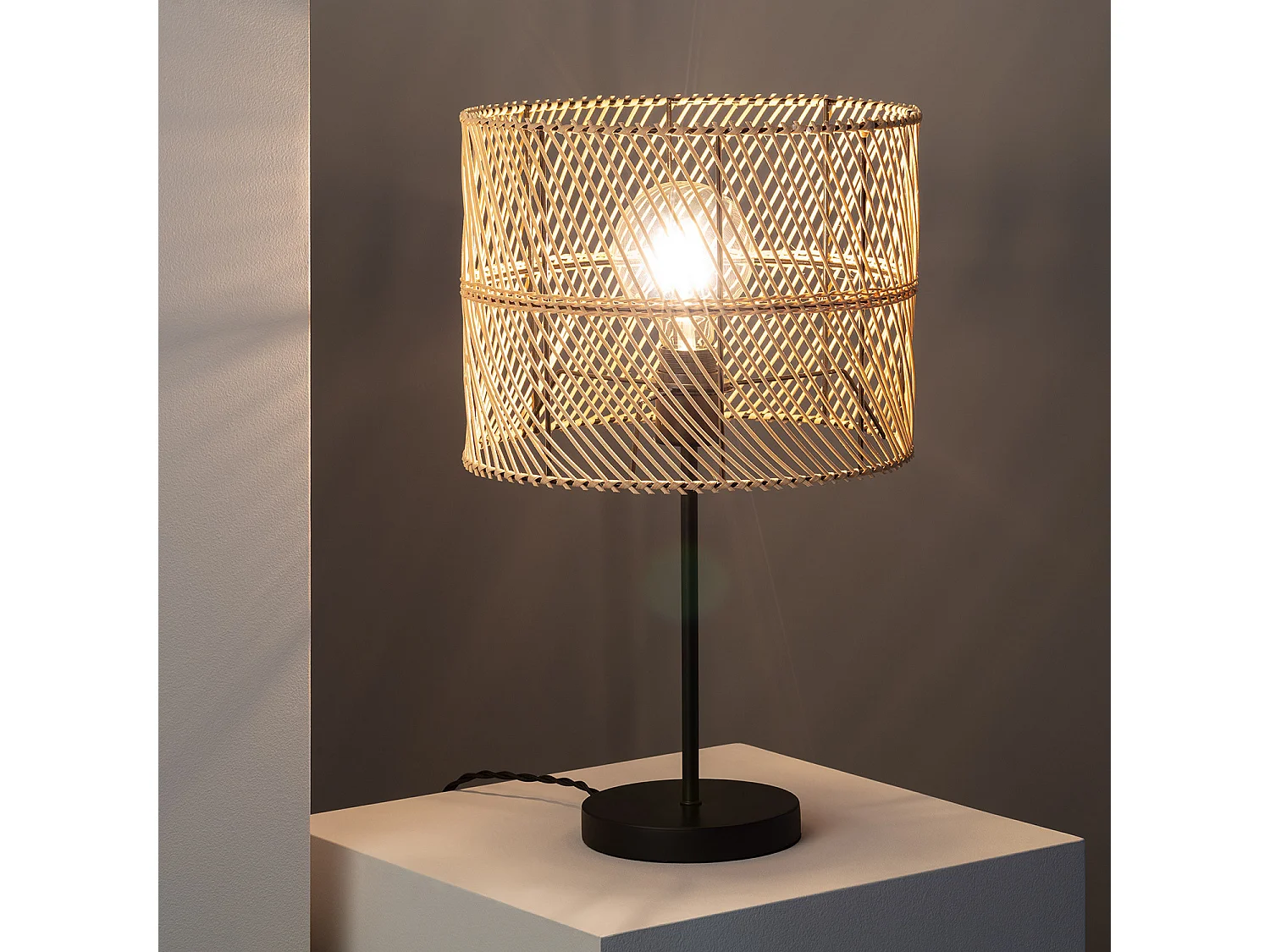 Lampe à Poser Rotin et Tissu Carrere Naturel