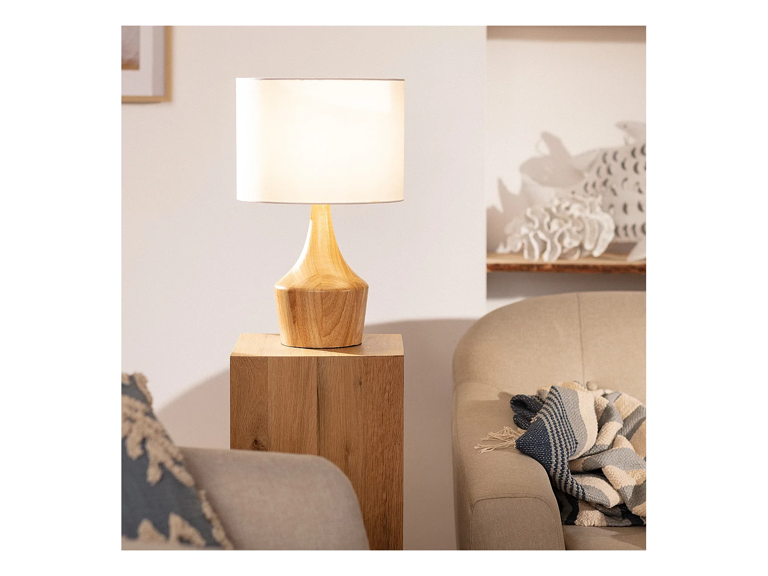 Lámpara de Mesa de Madera Dabai Natural