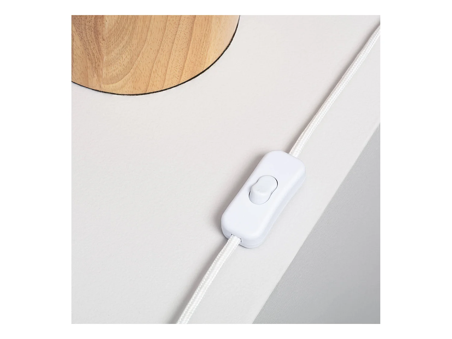 Lámpara de Mesa de Madera Dabai Natural