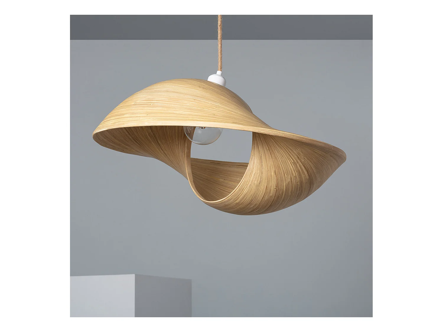 Lámpara Colgante Bambú Shuka Big Acacia Ø600 mm ILUZZIA Textil Natural