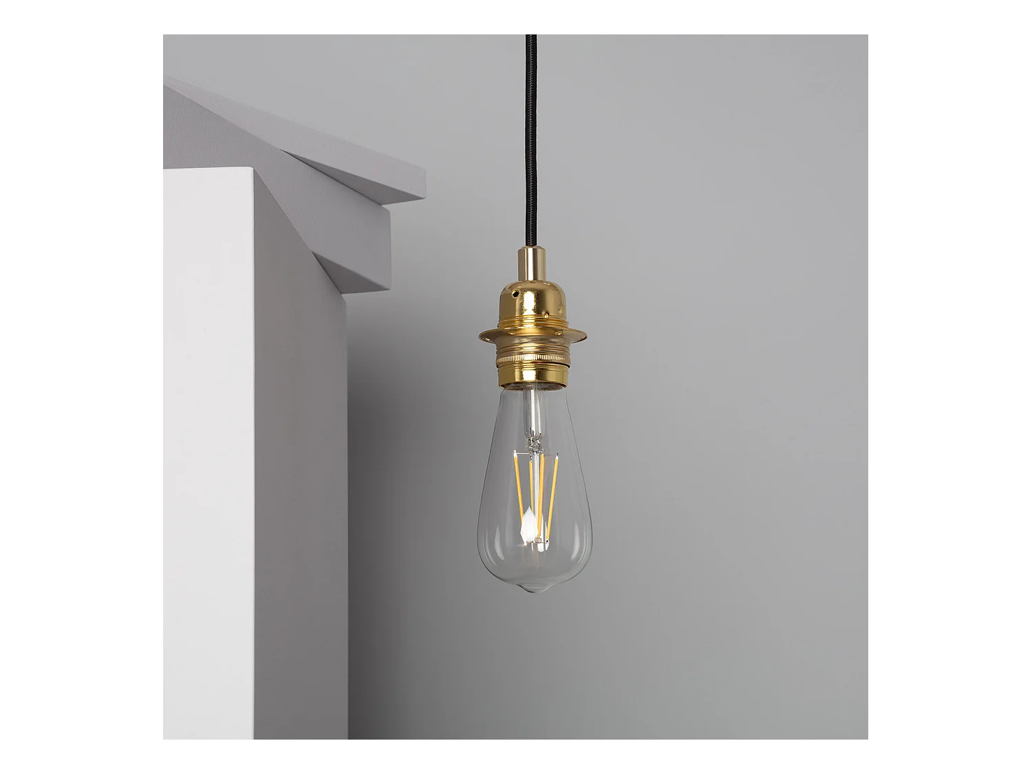 Lampada a Sospensione in Metallo Nhat Oro