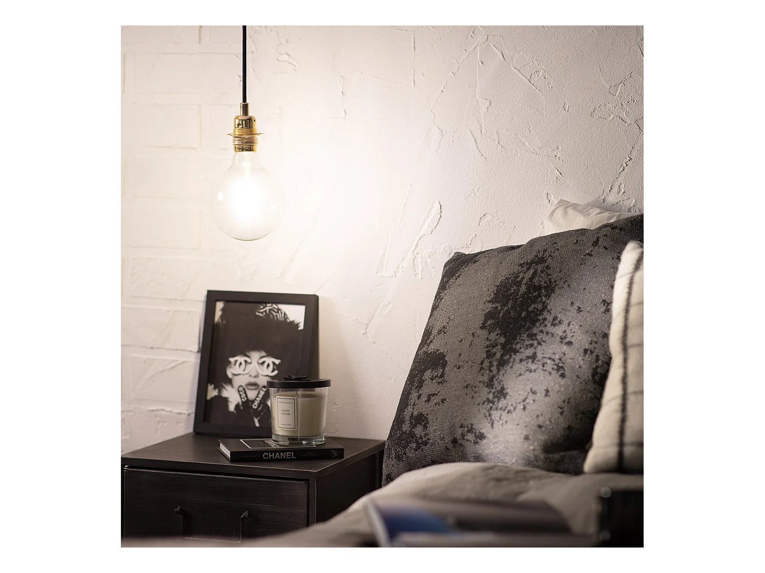 Lampada a Sospensione in Metallo Nhat Oro