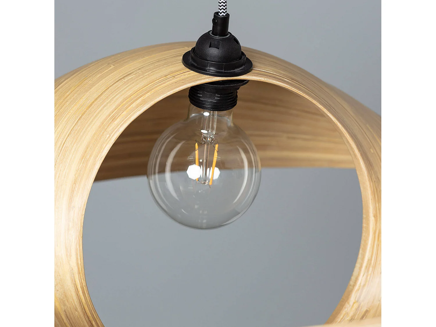 Suspension Bambou Shuka Big Acacia Ø600 mm ILUZZIA Noir/Blanc