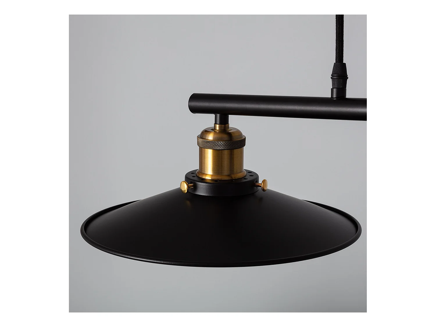 Lámpara Colgante Metal Pusaka Negro