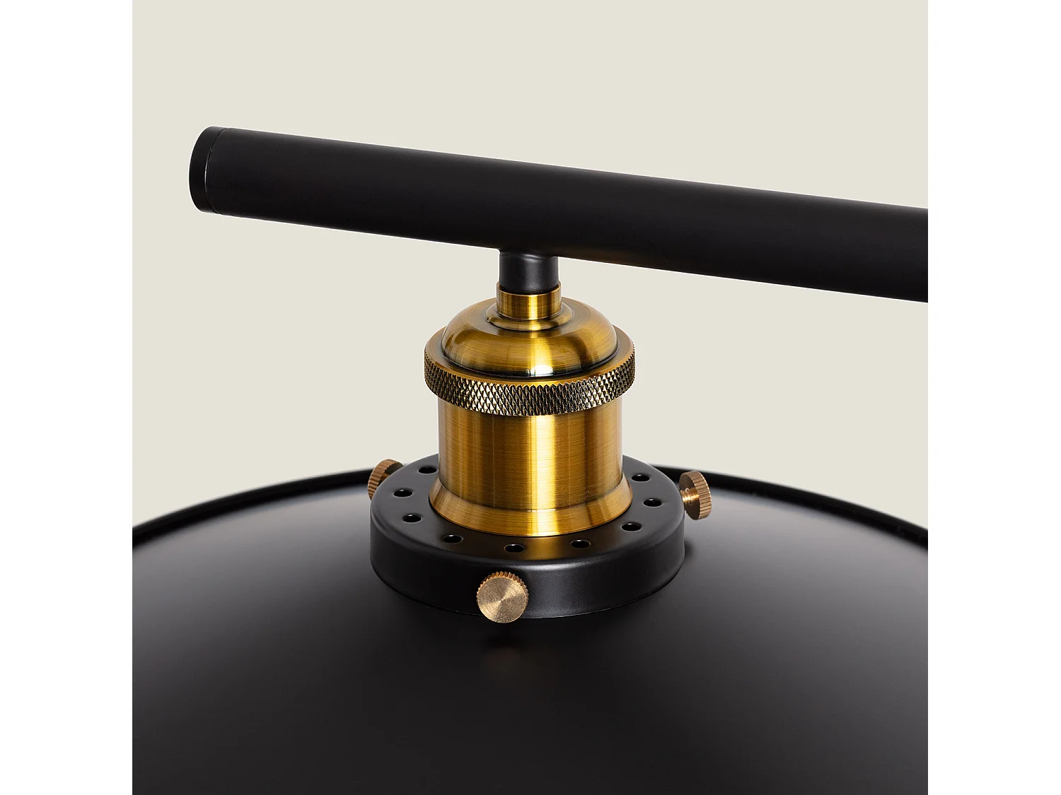 Suspension Métal Pusaka Noir