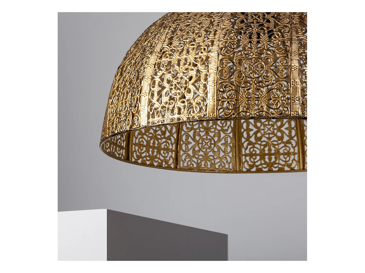 Lampada a Sospensione in Metallo Aerba Oro