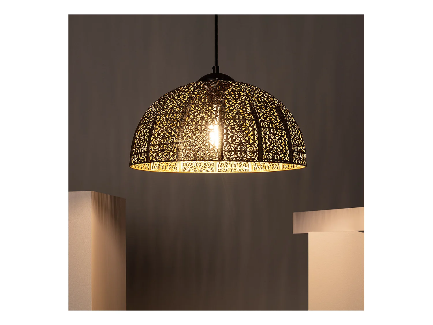 Lampada a Sospensione in Metallo Aerba Oro