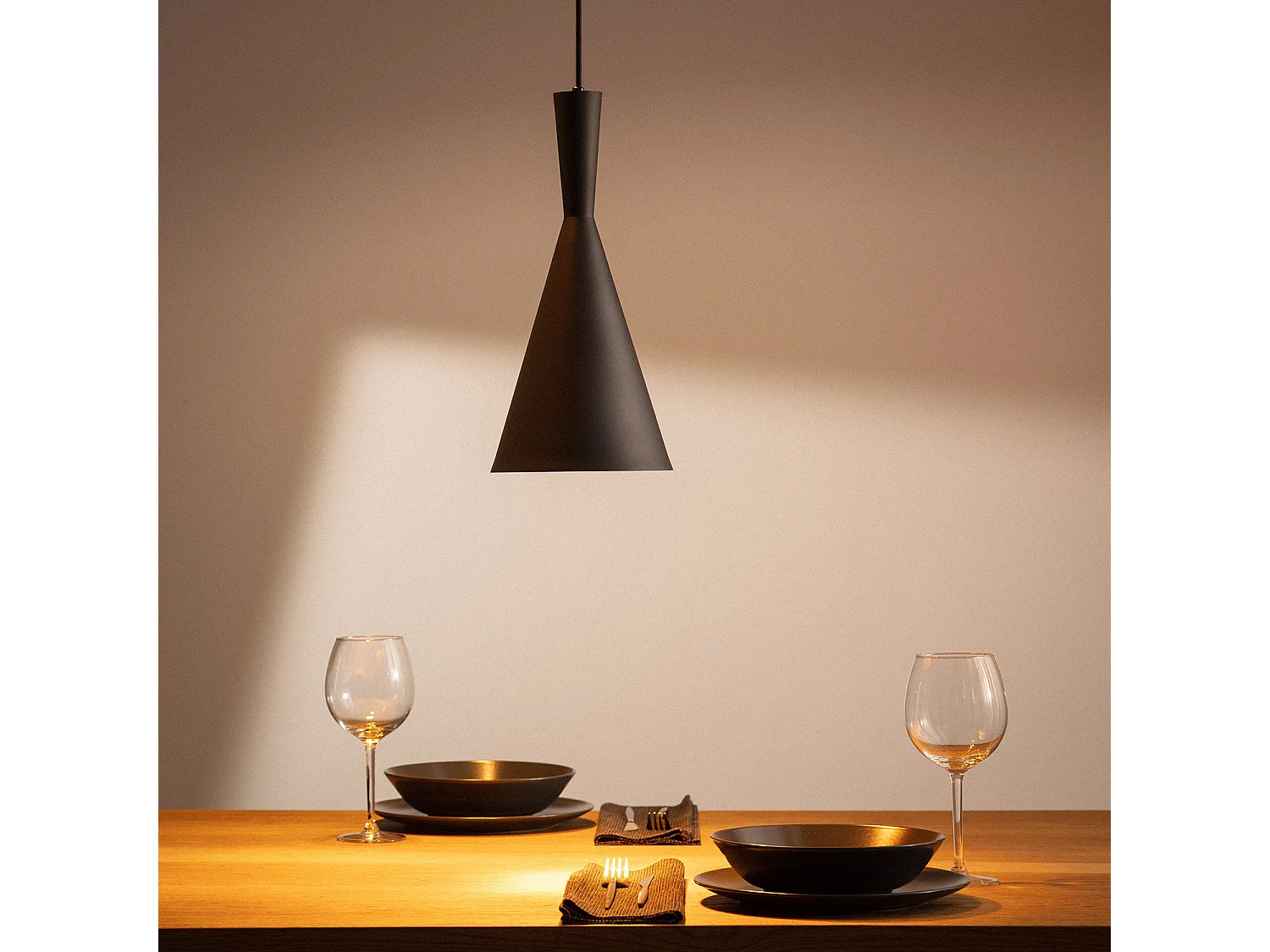 Suspension Métal Lennon Noir