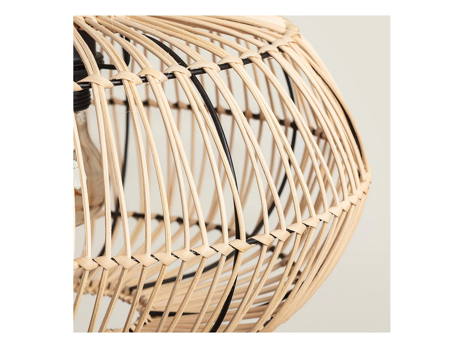 Lámpara Colgante Ratán Arawa Viringo Natural