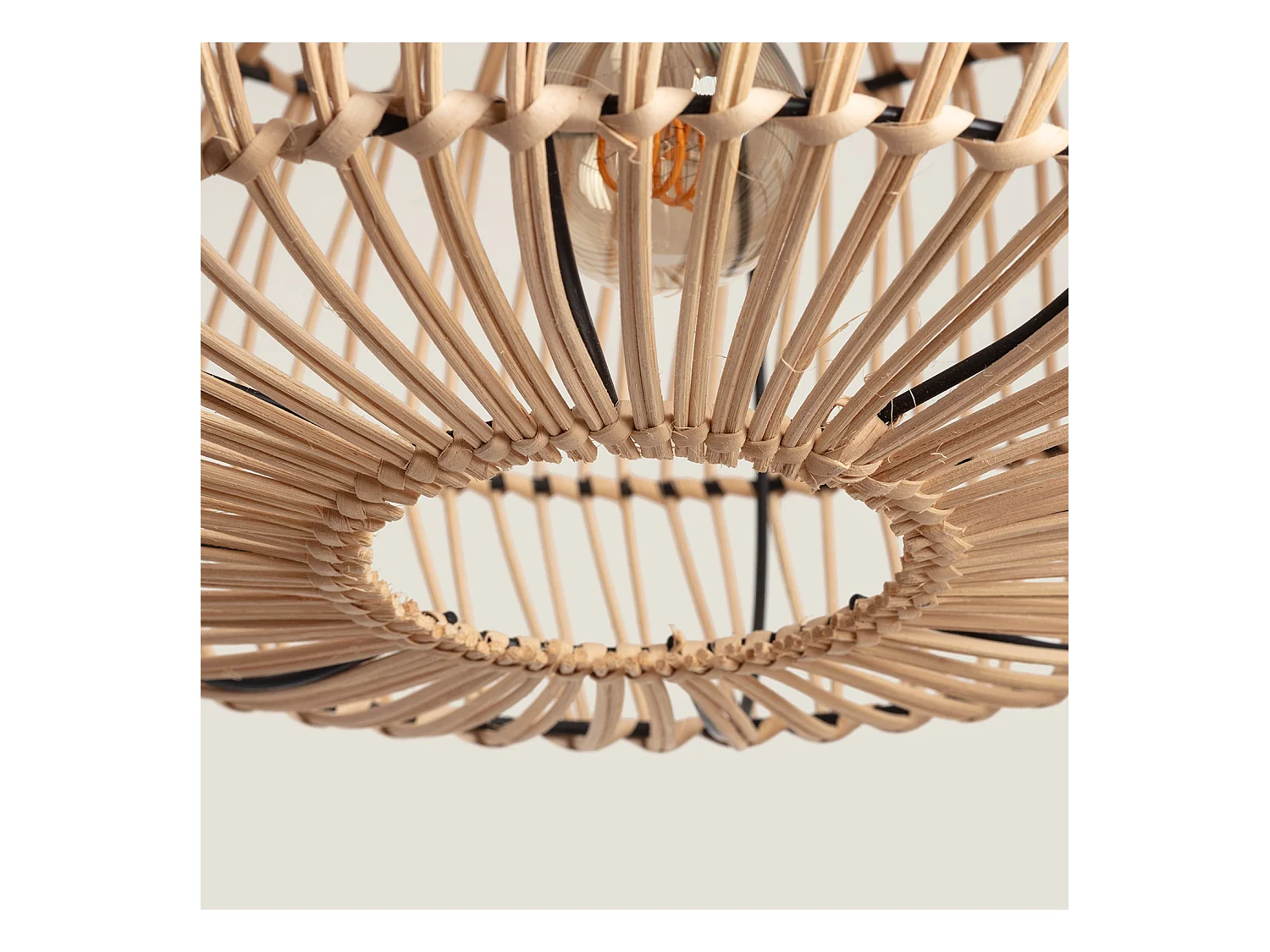 Lámpara Colgante Ratán Arawa Viringo Natural