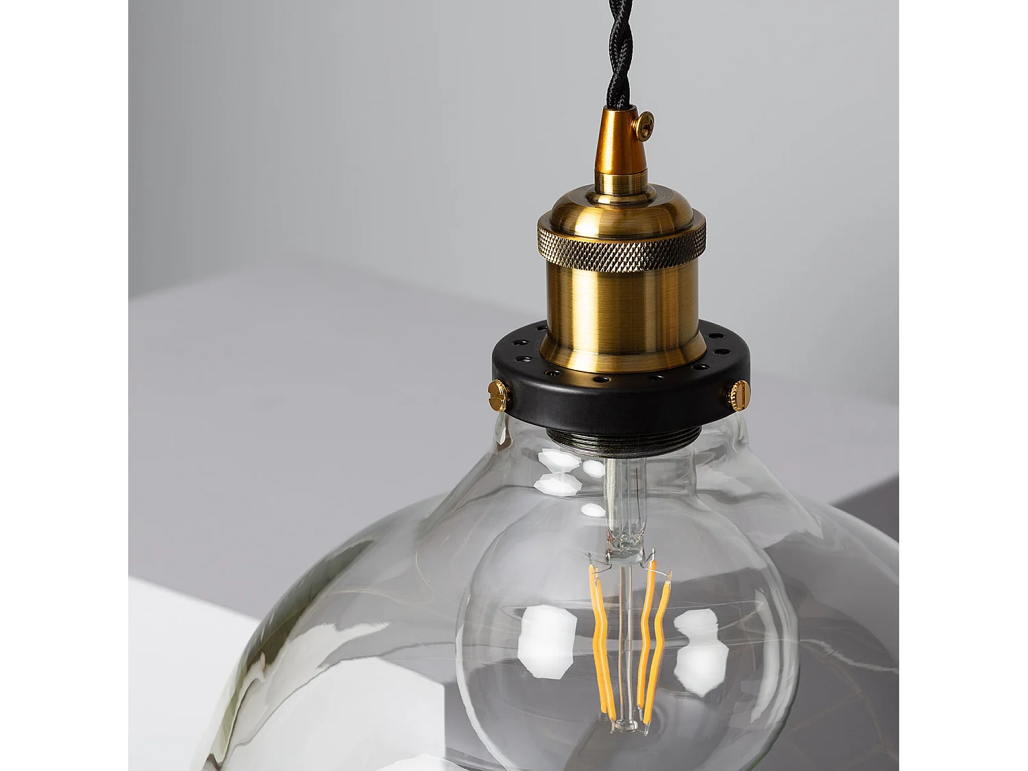 Lámpara Colgante de Metal y Cristal Springsteen Transparente