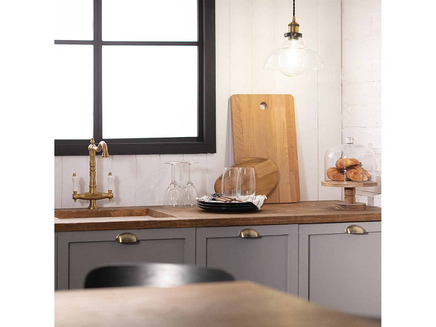 Lámpara Colgante de Metal y Cristal Springsteen Transparente