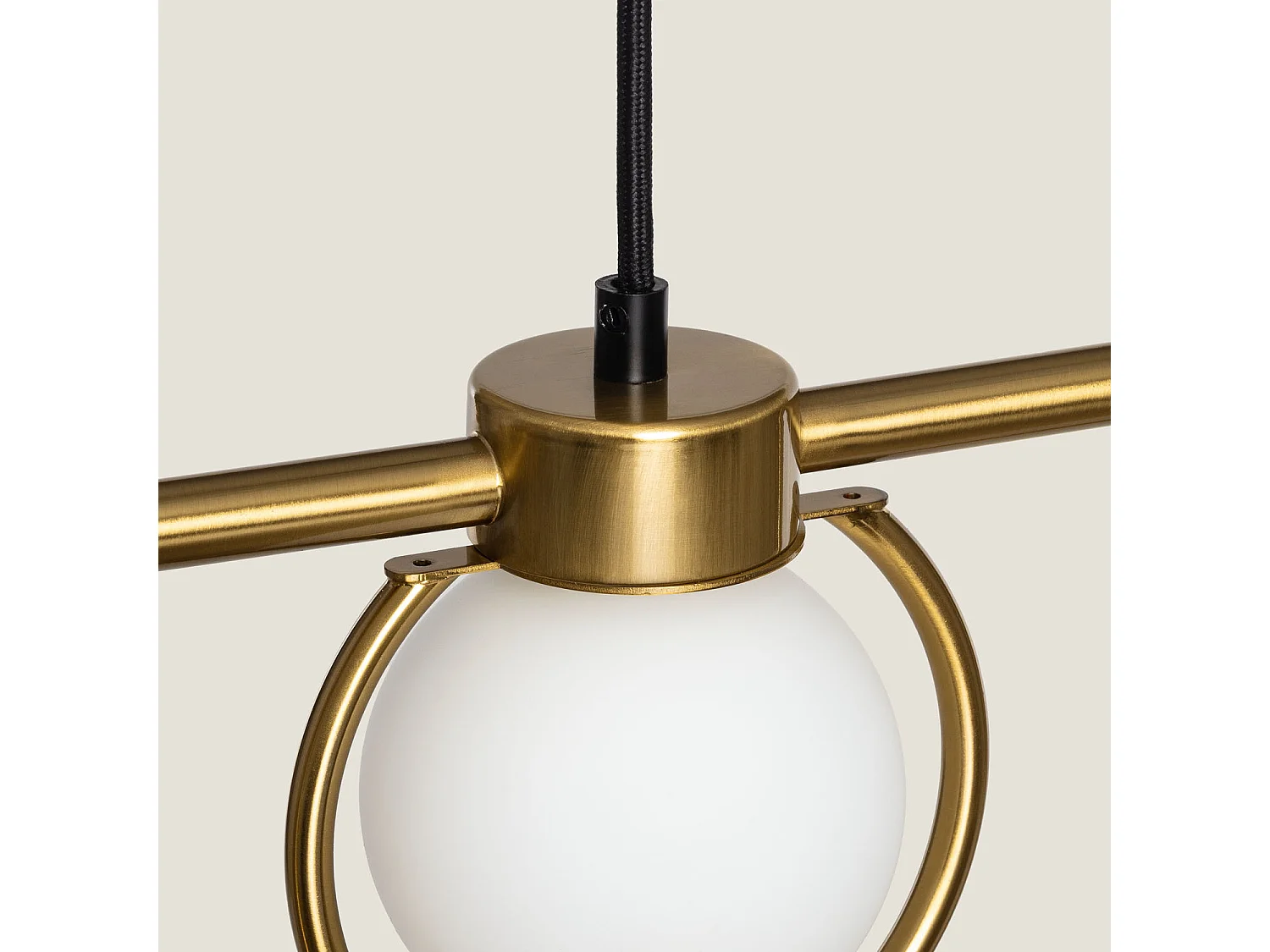 Suspension Métal Dalila avec Franges  Noir