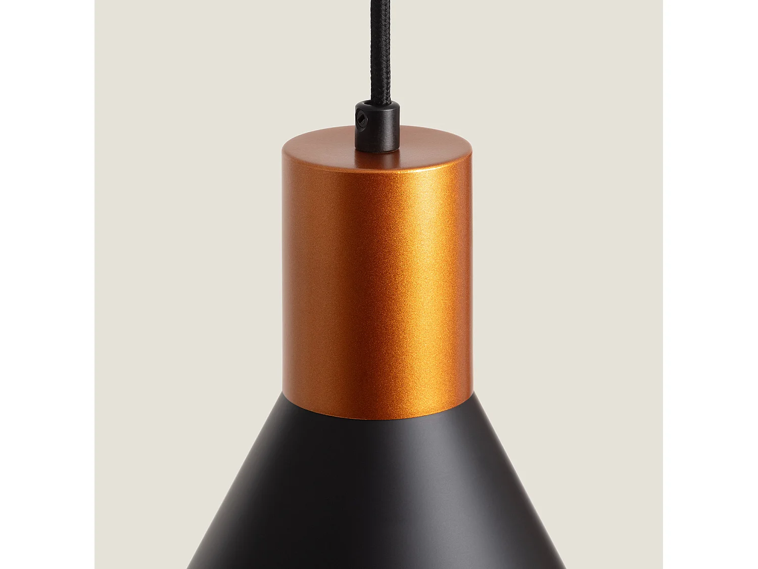 Suspension Métal Orbat Noir