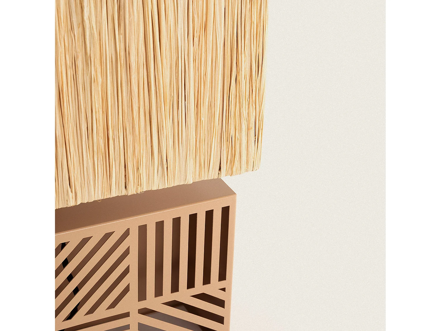 Lampe à Poser Métal et Raphia Cartago  Beige