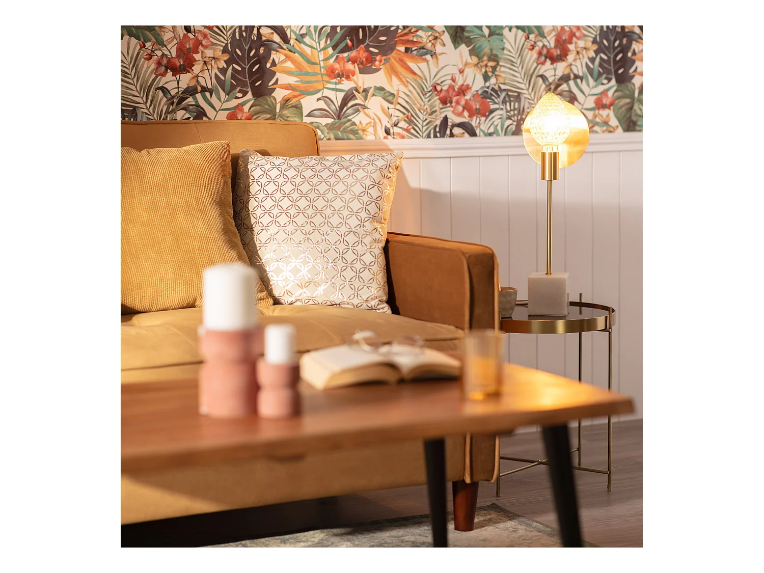 Lámpara de Mesa Mármol y Metal Argos Dorado