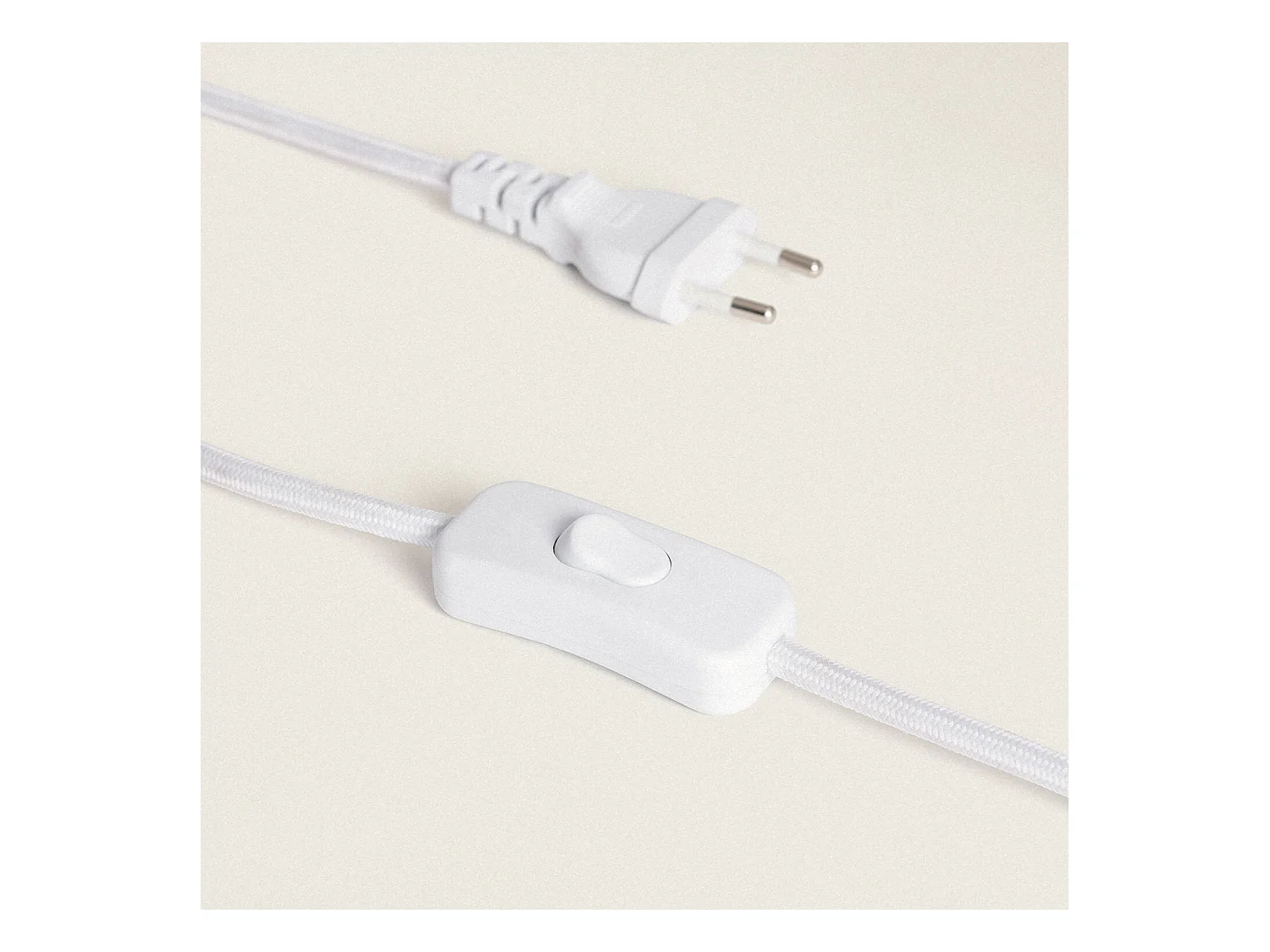 Lampada da Tavolo Resina e Tessuto Bally Bianco