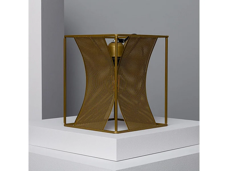 Lámpara de Mesa Metal Auro Dorado