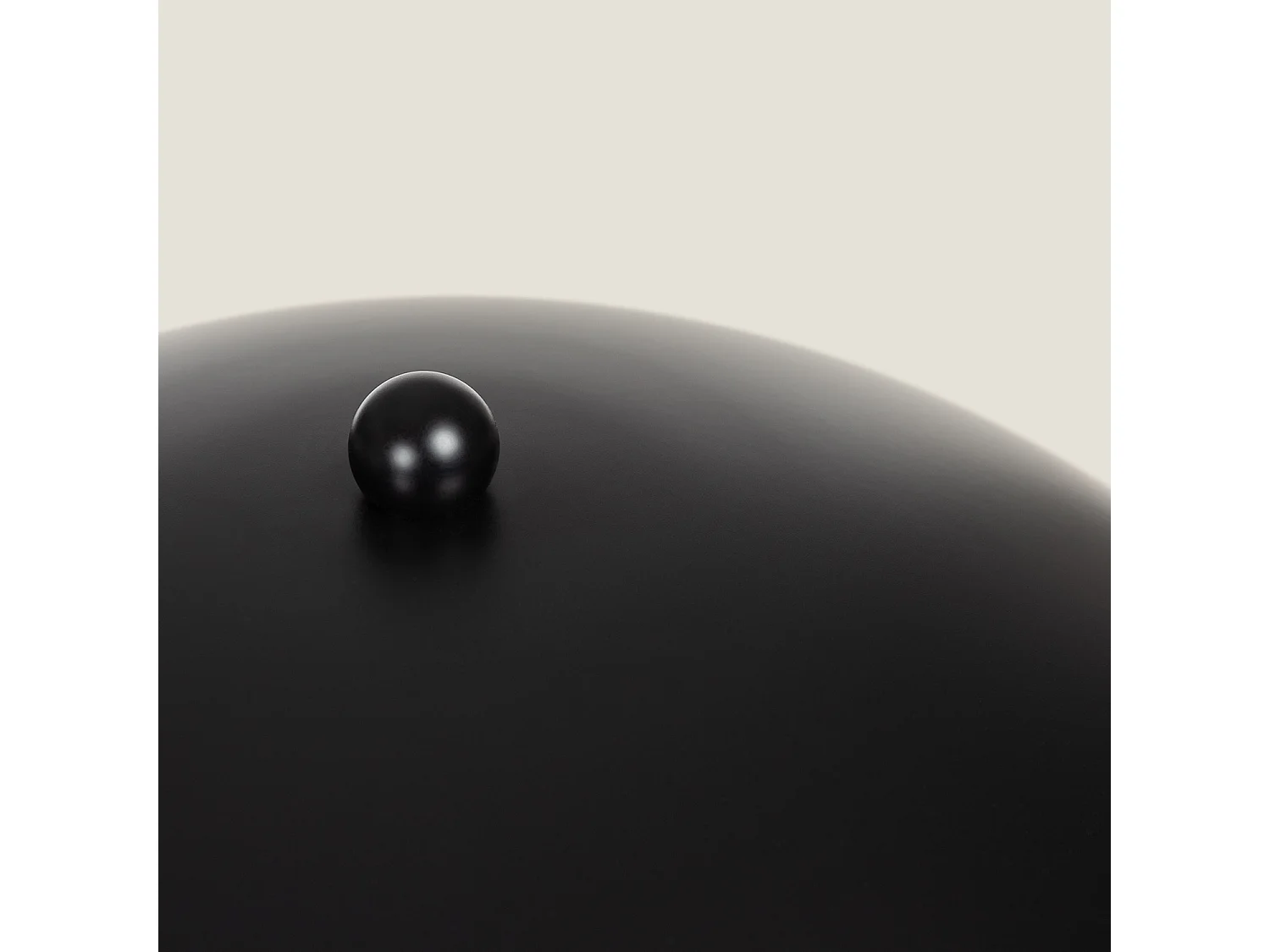 Lampe à poser en métal Shimo Noir