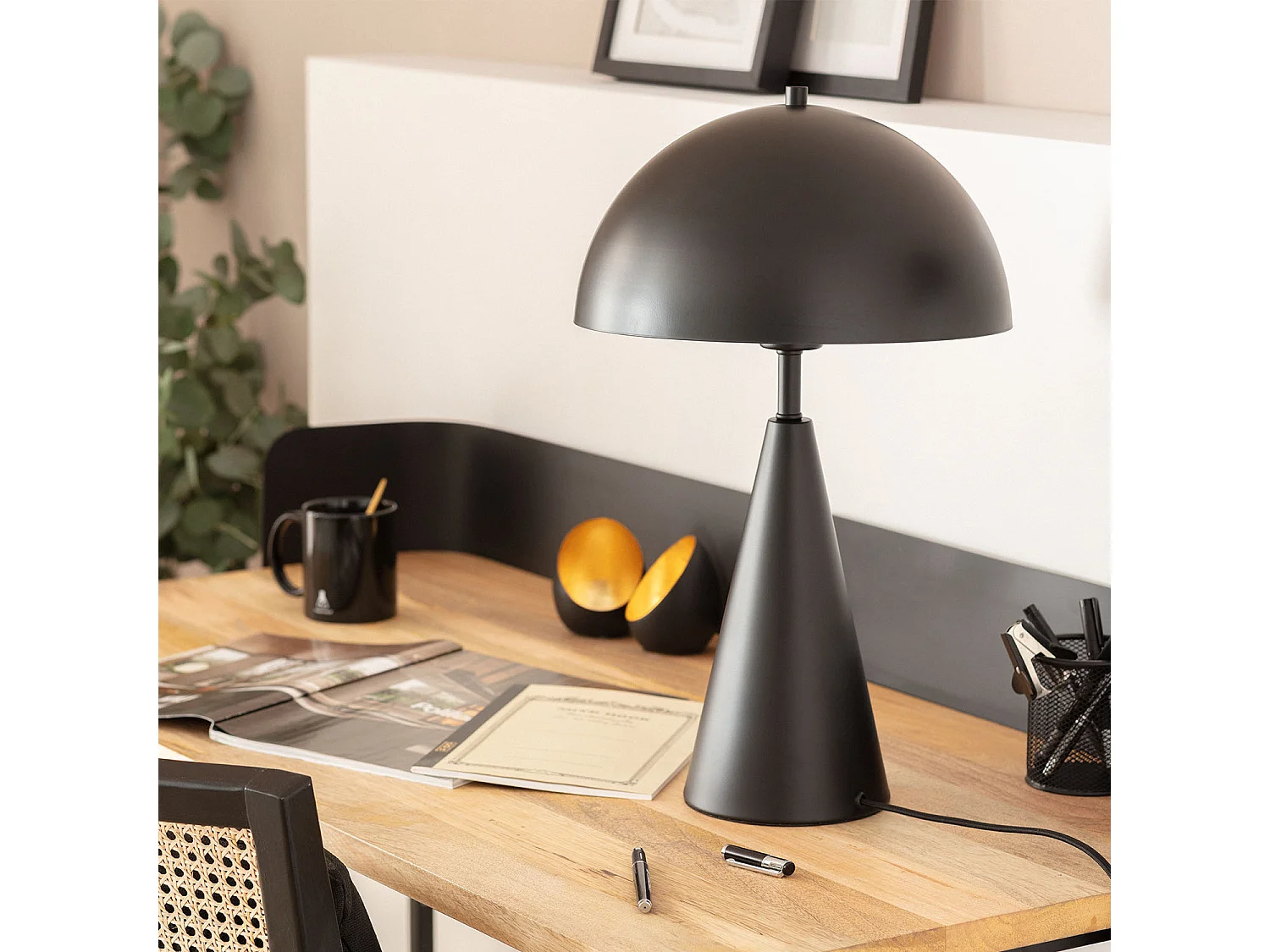 Lampada da Tavolo Metallo Shimo Nero