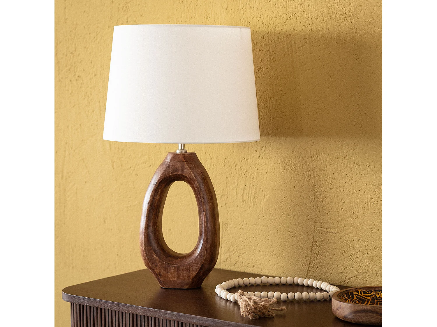 Lampe à Poser en bois Darshan ILUZZIA Blanc ancien