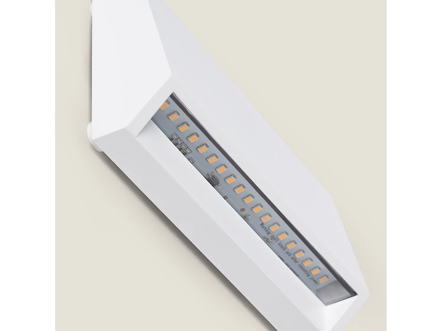 Balise LED Extérieure 3W En Saillie au Mur Rectangulaire Valeta Blanche  4000K Blanc neutre