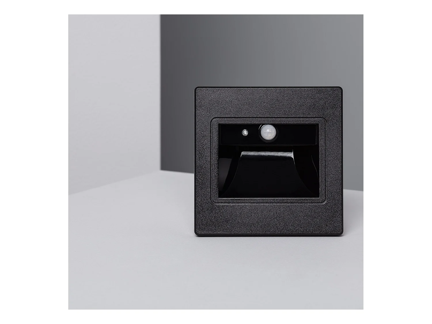 Balise Murale LED Encastrable Bark 1.5W Noire avec Capteur PIR  4000K Blanc neutre