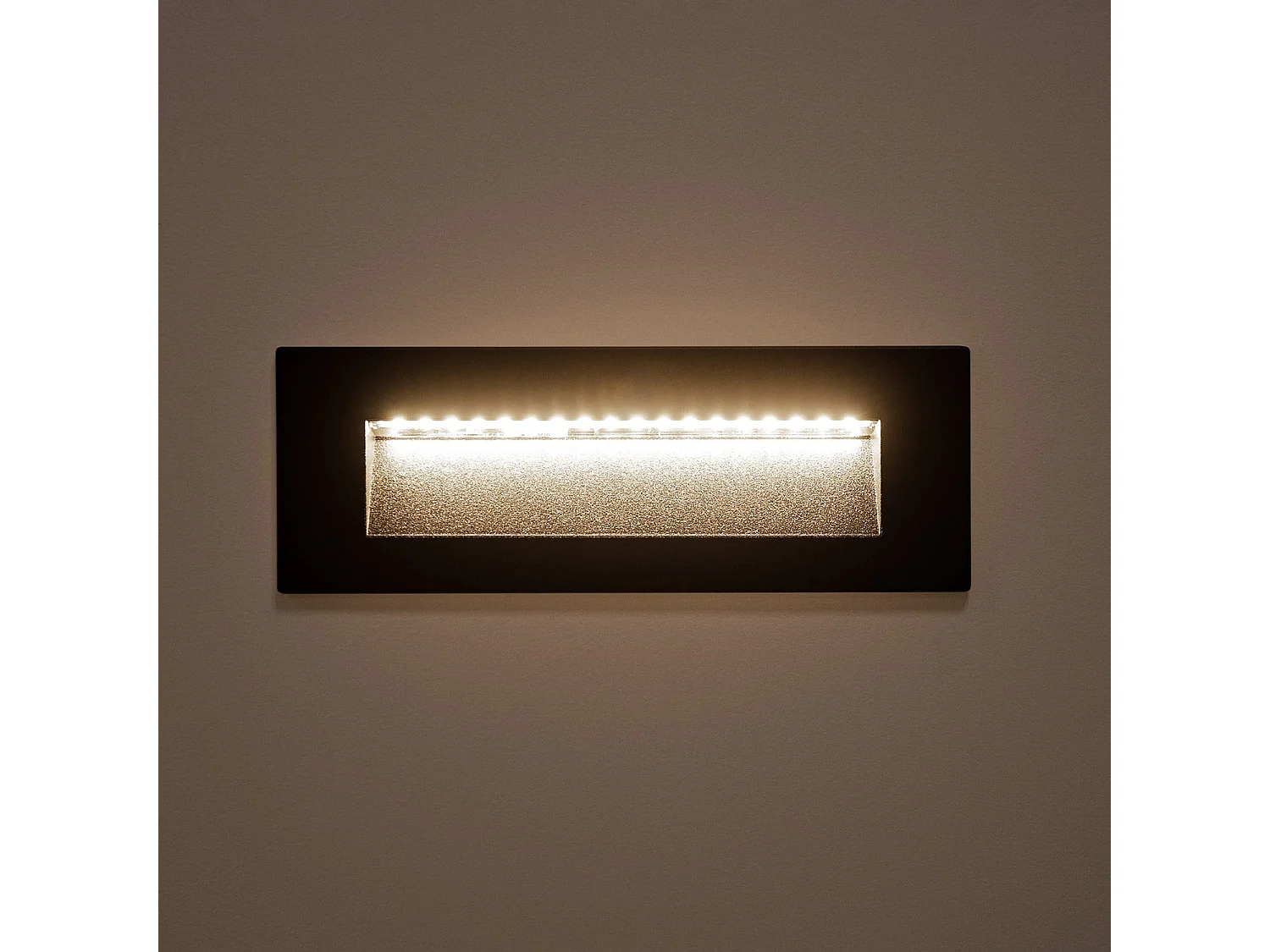Balise LED Extérieure 7W Encastrable au Mur Rectangulaire Groult Noire 2700K Blanc chaud