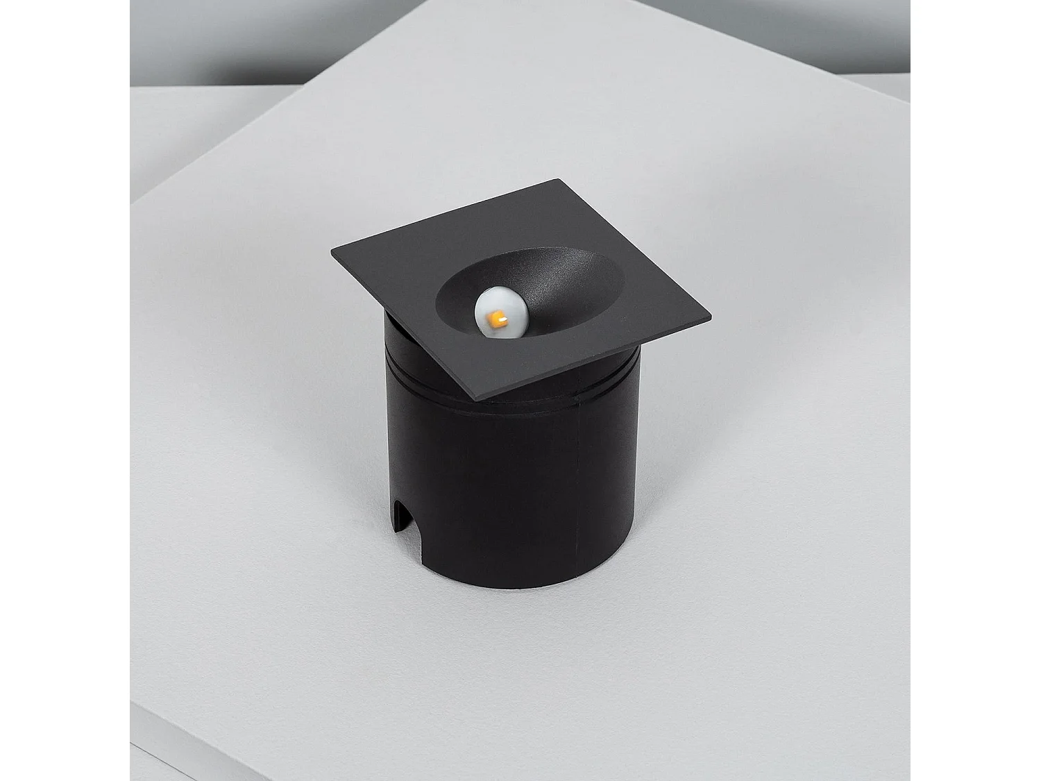 Balise Extérieure Murale LED Encastrable 3W Coney Grise