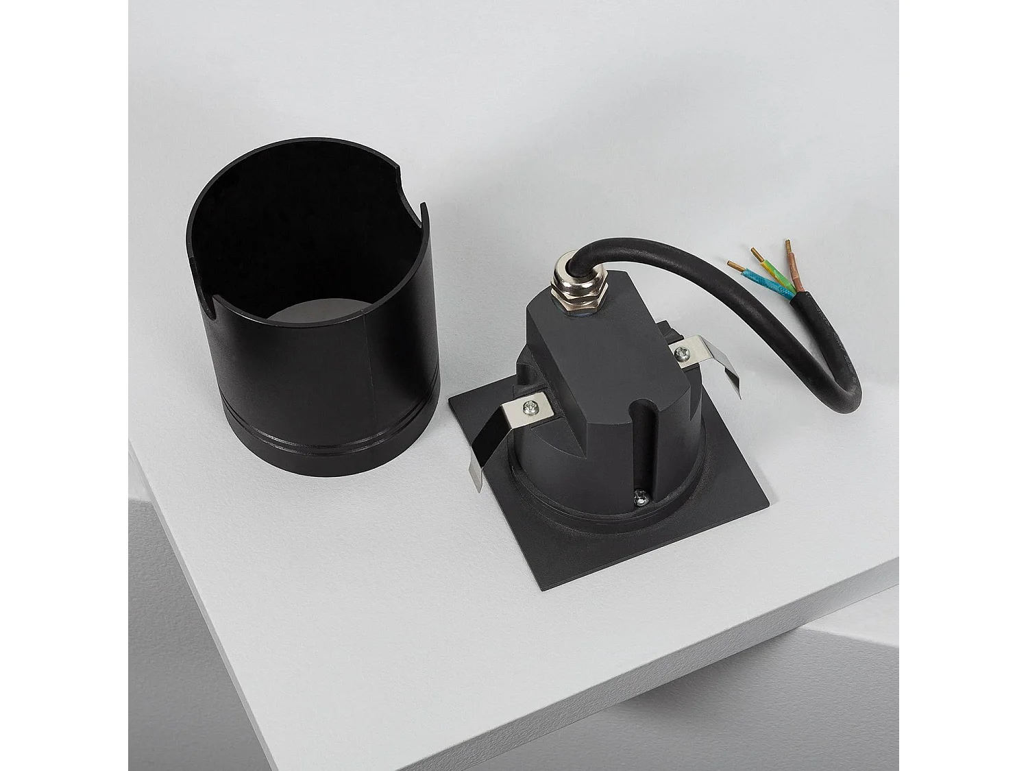 Balise Extérieure Murale LED Encastrable 3W Coney Grise