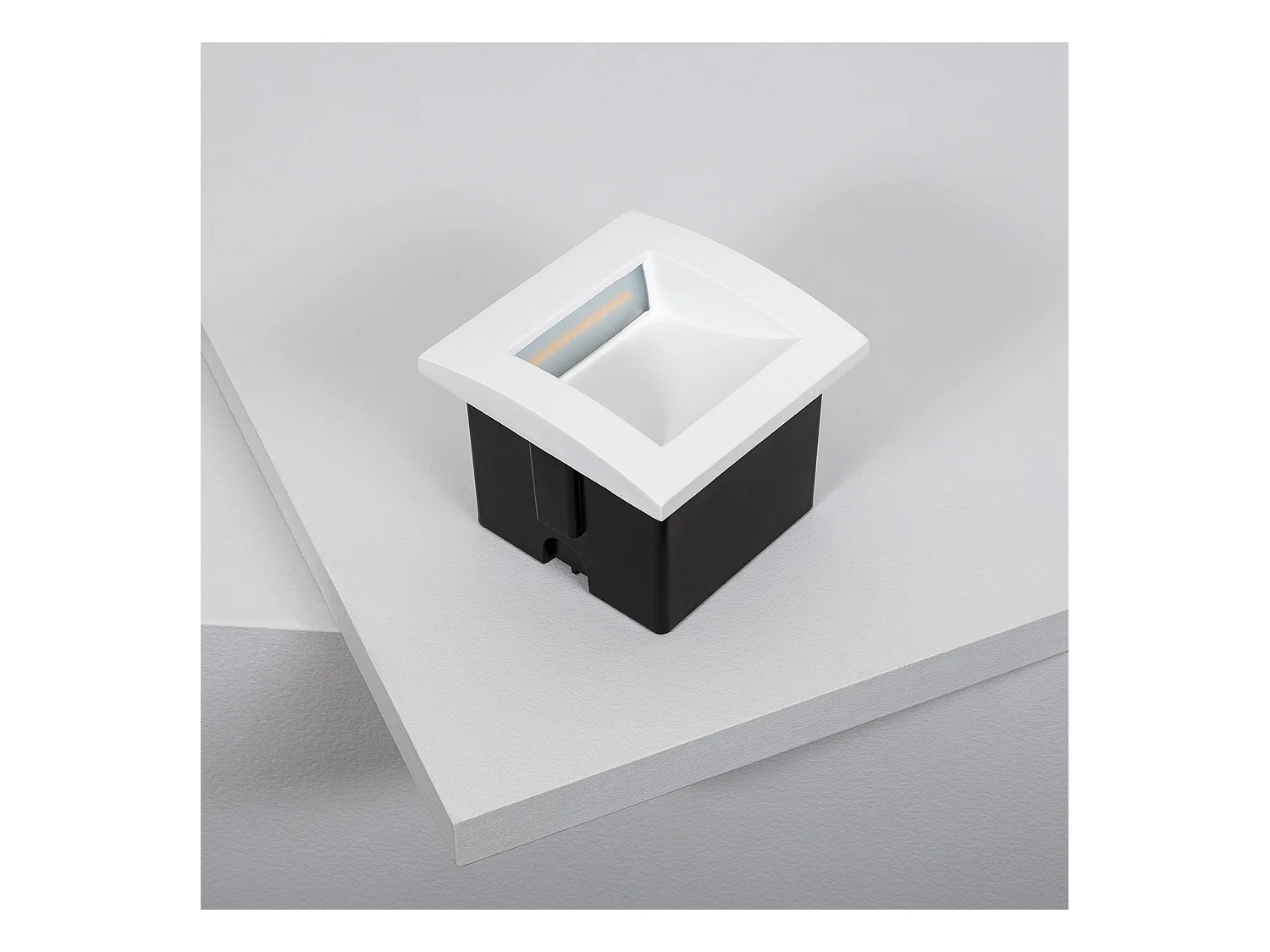 Balise LED Extérieure 4W Encastrable au Mur Carrée Natt Blanche  2700K Blanc chaud